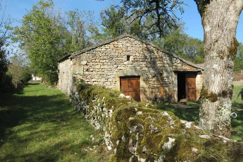 A Deux Pas De St Cirq Lapopie , Gite Des Murets De L'Isa Esclauzels